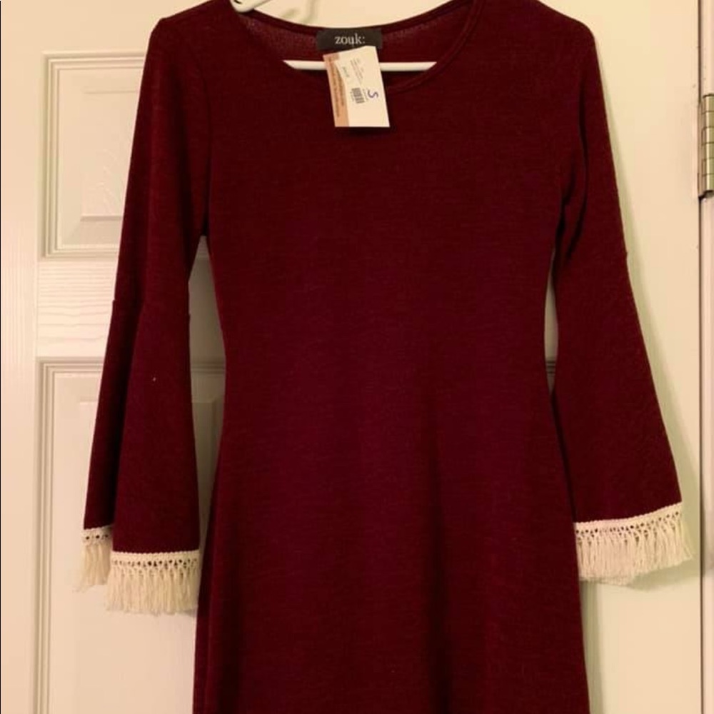 Dress w front, never worn